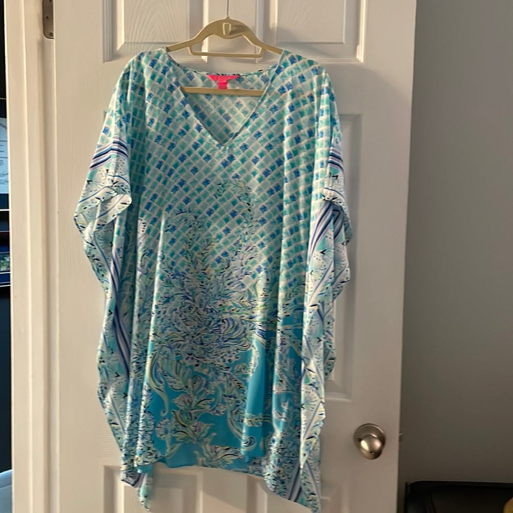 Lilly Pulitzer s/m dress. Used as a cover up